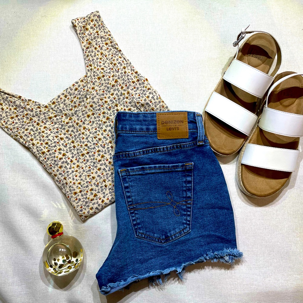 Levi’s Denizen shorts